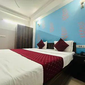 Galaxy Near Delhi International Airport **** New Delhi