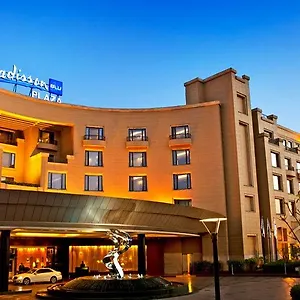 Hotell Radisson Blu Plaza Delhi Airport