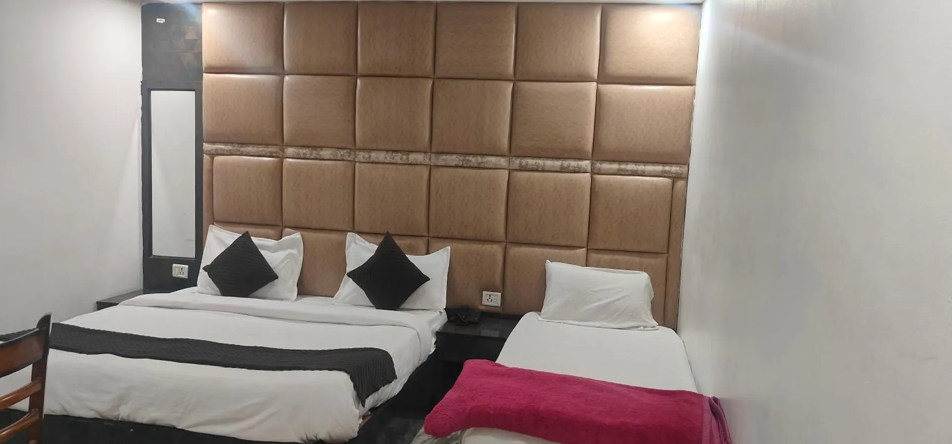 ****  Hotel Tark Plaza A Family Hotel Near Igi Airport Delhi New Delhi India