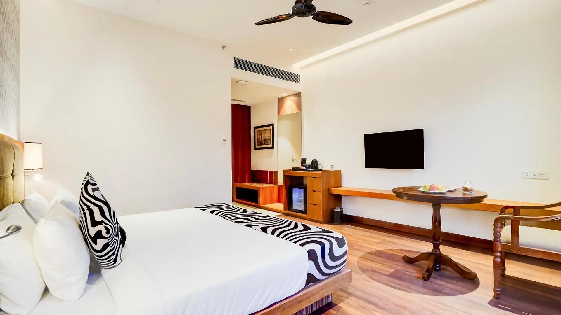 Hotel Tark Plaza A Family Hotel Near Igi Airport Delhi New Delhi