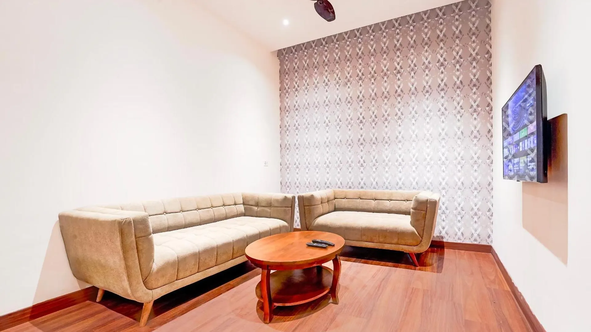 Hotel Tark Plaza A Family Hotel Near Igi Airport Delhi New Delhi India