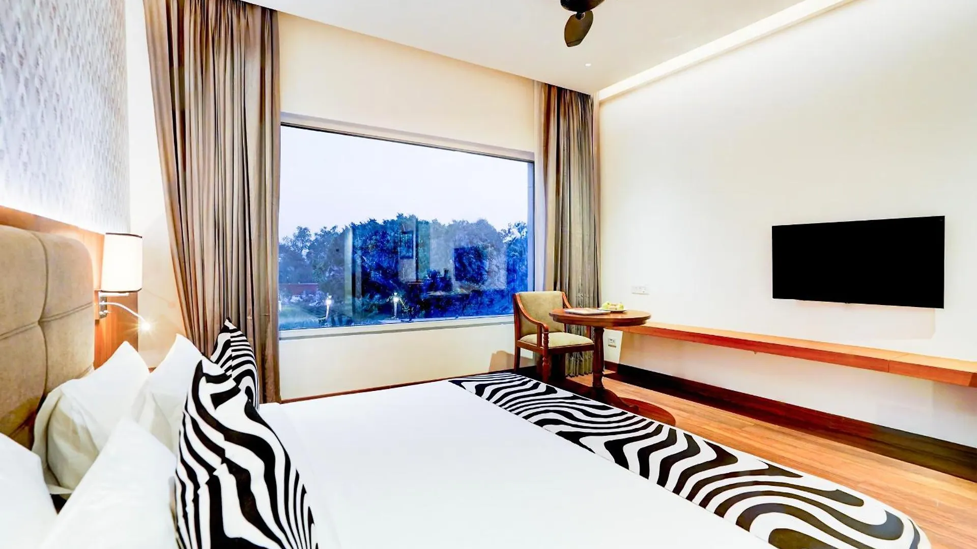 Hotel Tark Plaza A Family Hotel Near Igi Airport Delhi New Delhi